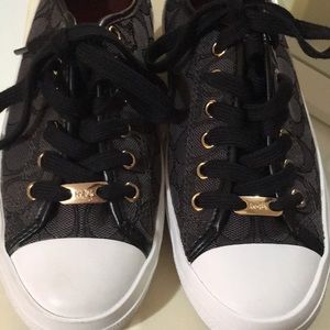 Coach (Empire Outline Signature Canvas) sneaker